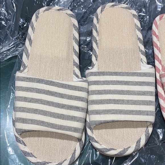STRIPED SLIDES - Picture 2 of 7